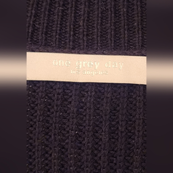 One grey day Wyatt distressed cardigan in black size Small - Picture 13 of 13